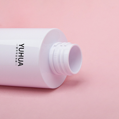 Alu 황금 모자를 가진 150ml 플레스틱 포장 병 젖빛 명확한 주문을 받아서 만들어진 색깔