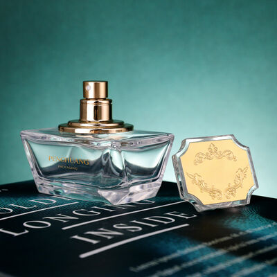 오엠 수용 된 오일 세럼 병 대나무 방울기 금 슬라이버를 특징으로 필수 오일 화장품 피부 관리를위한 사용자 정의 가능한 패키지