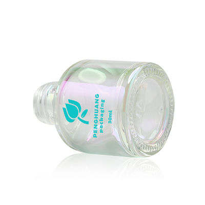 실버 스포이드가 있는 독특한 디자인의 30ml 세럼 병