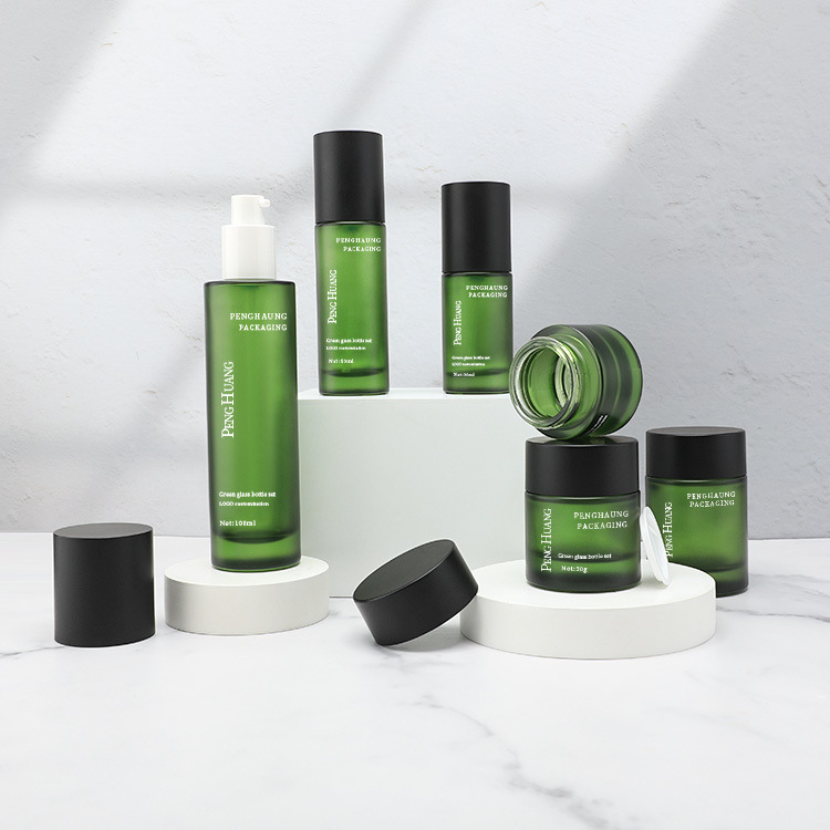 Exquisite Glass Luxury Cosmetics Packaging Bottle for Luxury Beauty Products