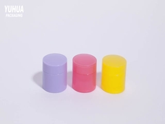 사용자 지정 로고 플라스틱 포장 용기 5g10g15g 뚜?? 이 있는 립밤 용기